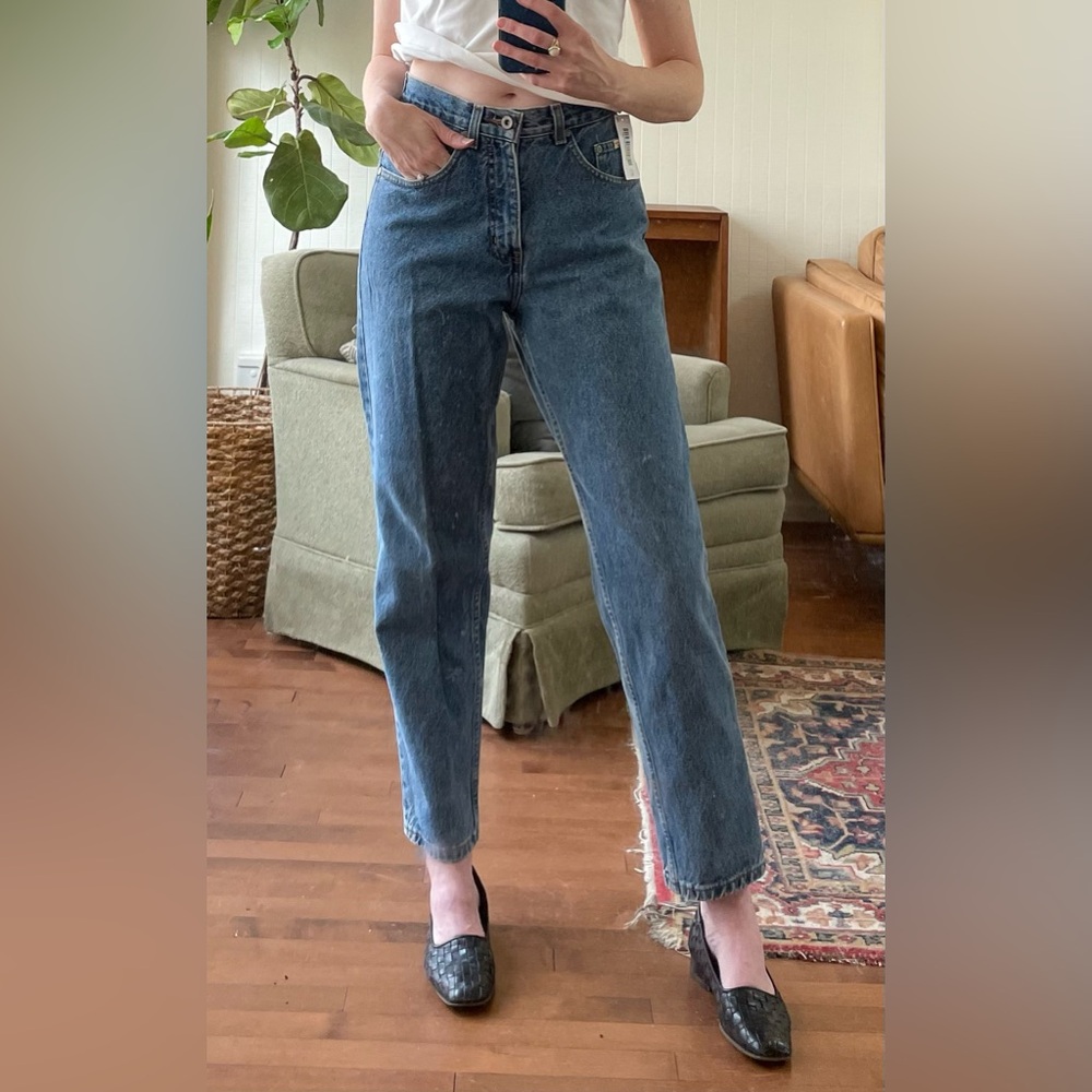Vintage Bluenotes Straight Leg Jeans in Medium Blue Wash made in Canada - Picture 3 of 8